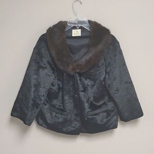 STYLED BY WINTER Vintage Fur Coat - Size Large